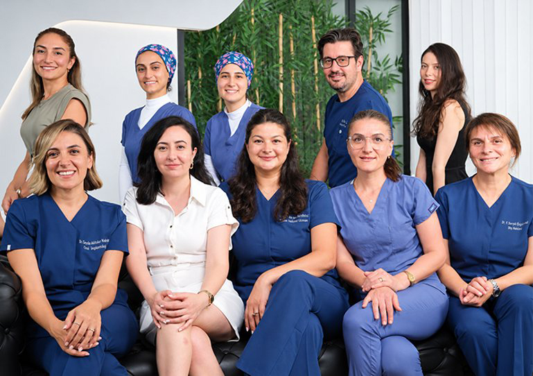 DentLotus diş hekimi ekibi